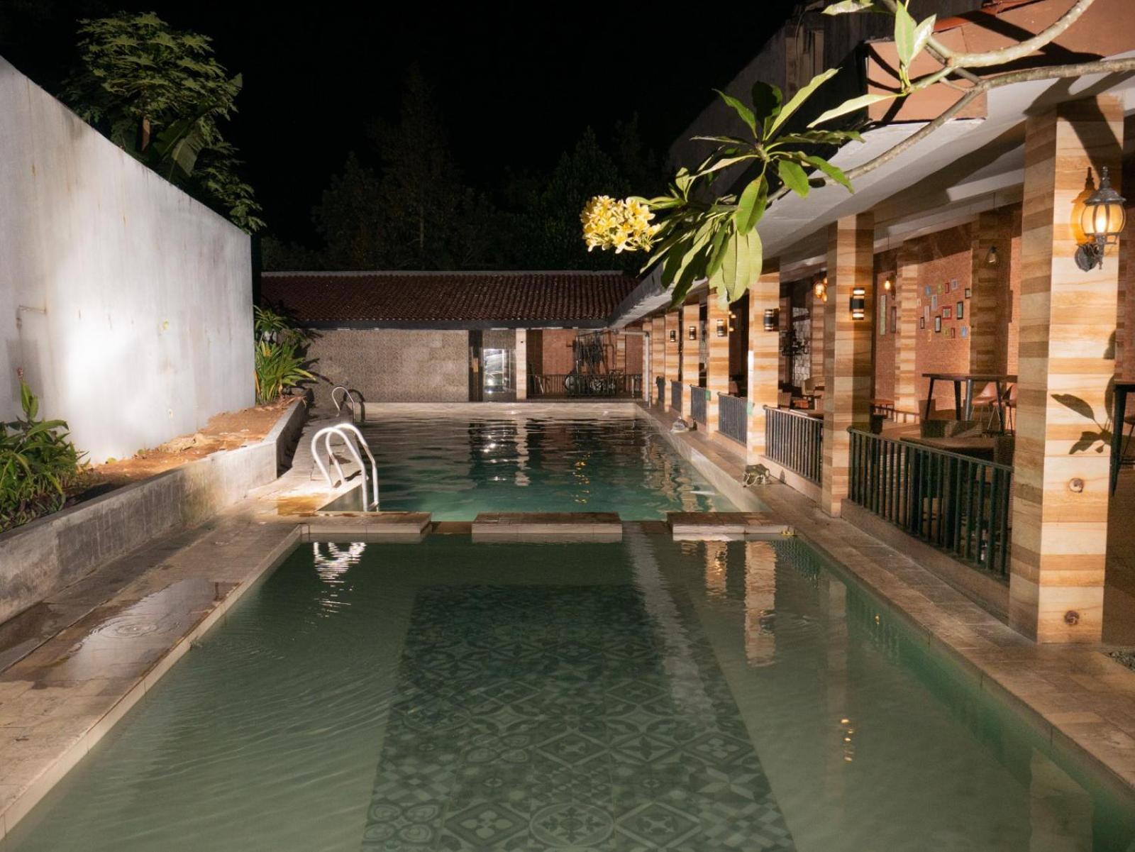 Meotel Purwokerto Zewnętrze zdjęcie